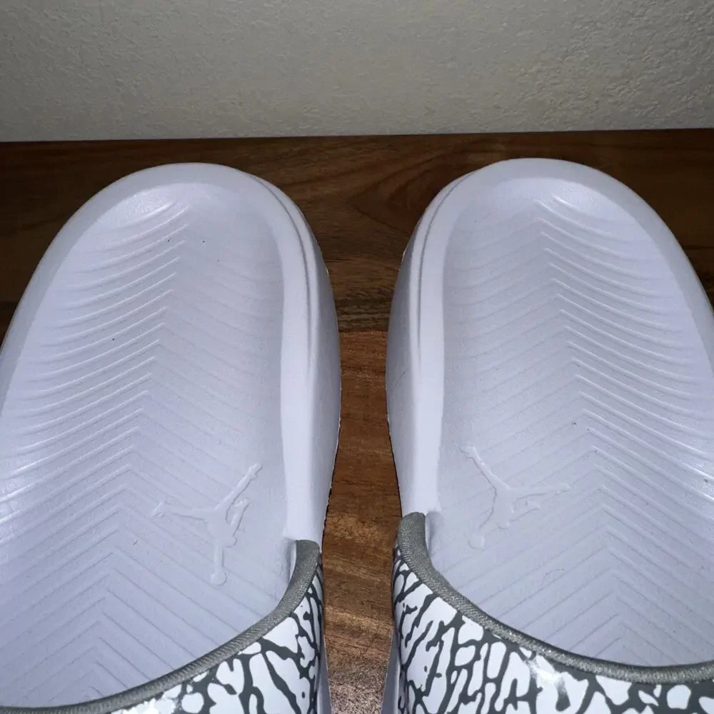 Jordan Men’s Hydro Slides Marquette University Size 14 Rare